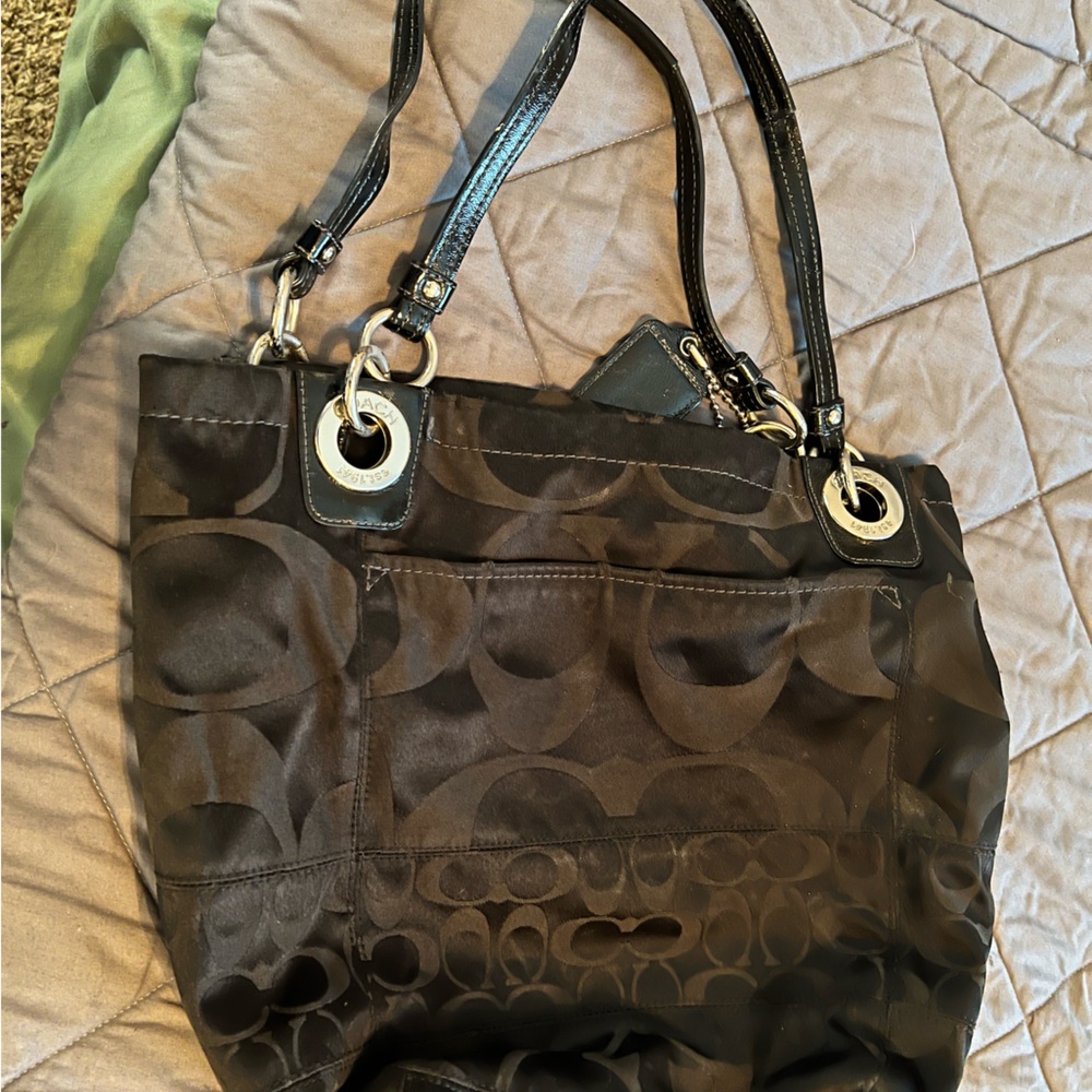 Coach purse - Picture 3 of 5